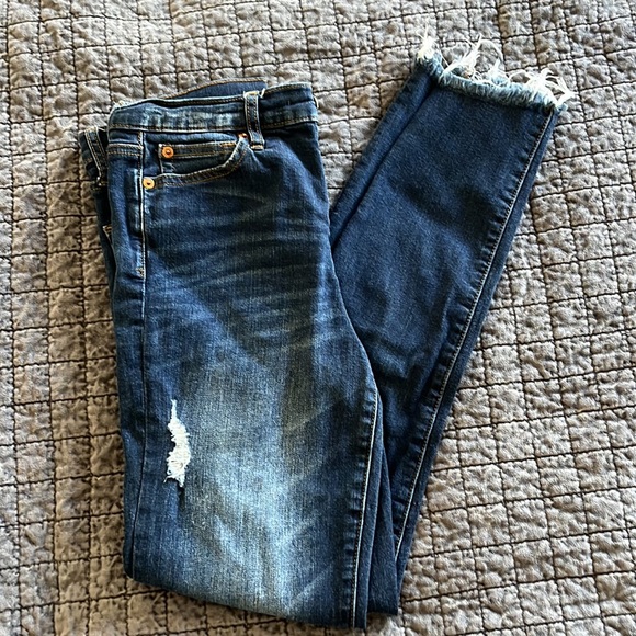 Gap jeans sz 27T , dark denim - Picture 2 of 3